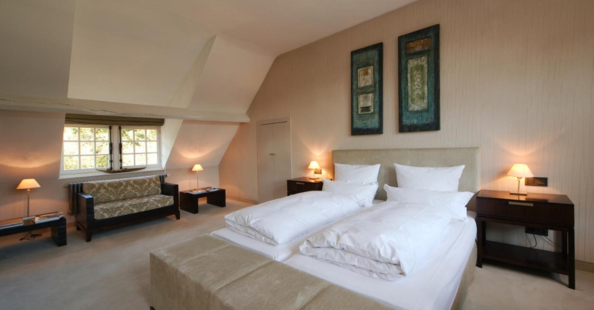Отель Manoir De Lebioles Спа Номер фото